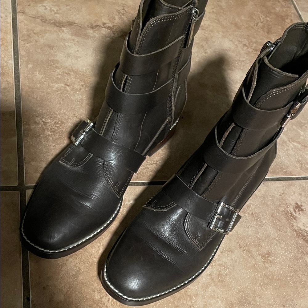 Ivanka Trump Boots